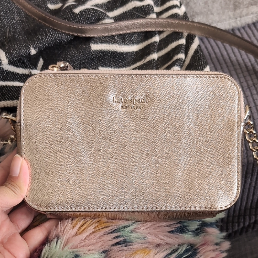 Kate Spade Gold Crossbody Bag with Sleek Metallic Finish